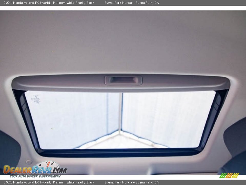 Sunroof of 2021 Honda Accord EX Hybrid Photo #24