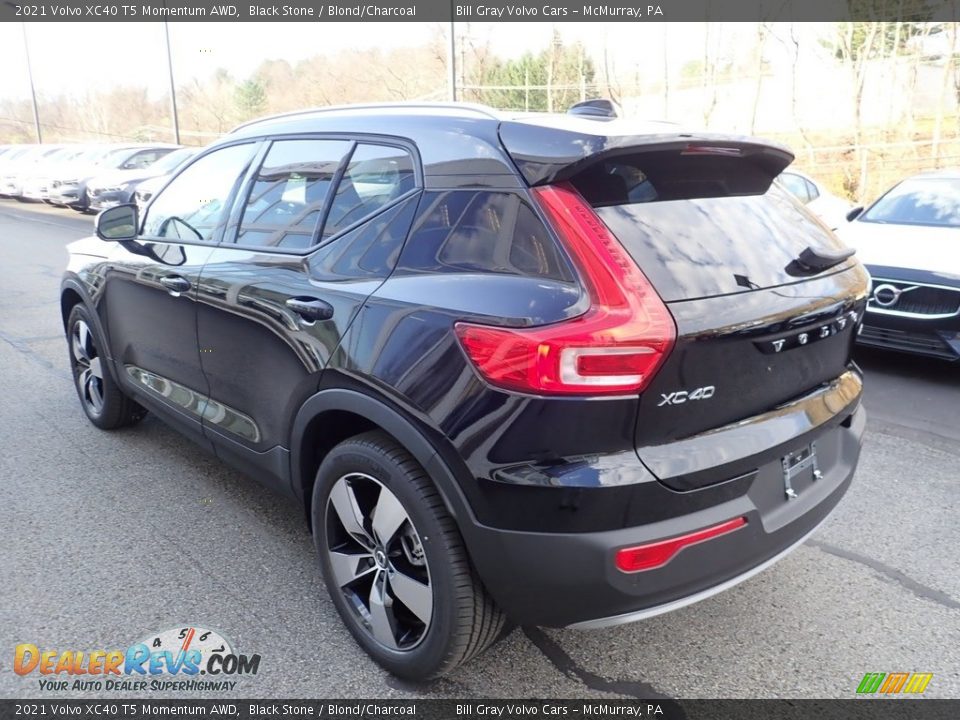 2021 Volvo XC40 T5 Momentum AWD Black Stone / Blond/Charcoal Photo #4