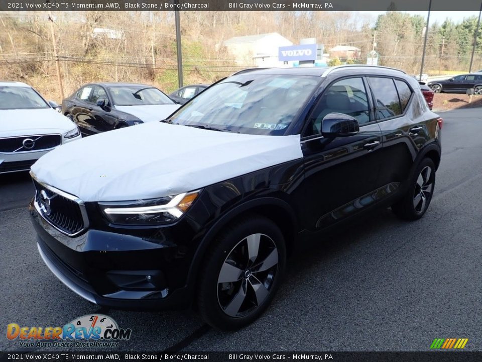 2021 Volvo XC40 T5 Momentum AWD Black Stone / Blond/Charcoal Photo #5