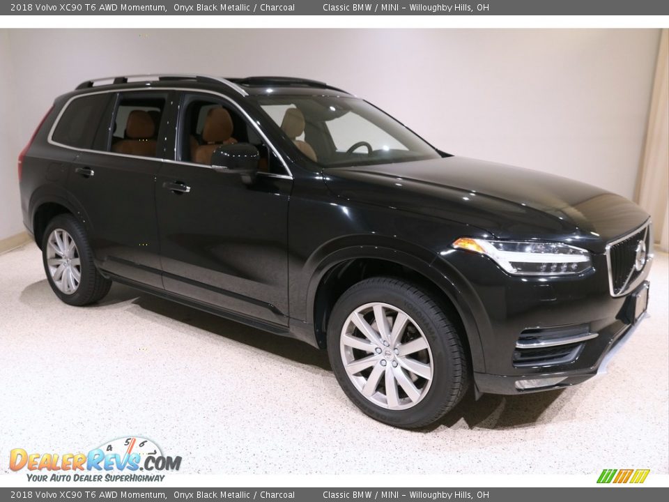 2018 Volvo XC90 T6 AWD Momentum Onyx Black Metallic / Charcoal Photo #1