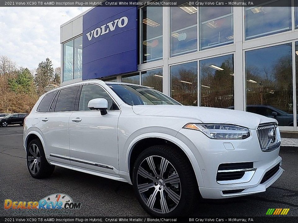 Front 3/4 View of 2021 Volvo XC90 T8 eAWD Inscription Plug-in Hybrid Photo #1