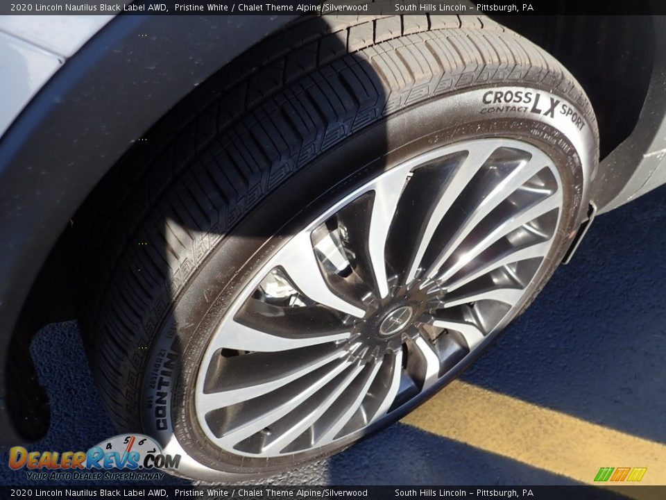 2020 Lincoln Nautilus Black Label AWD Pristine White / Chalet Theme Alpine/Silverwood Photo #5