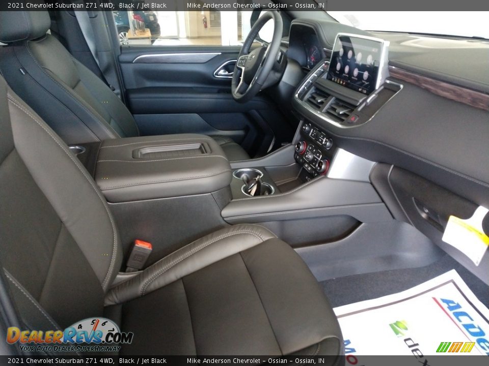 Front Seat of 2021 Chevrolet Suburban Z71 4WD Photo #21