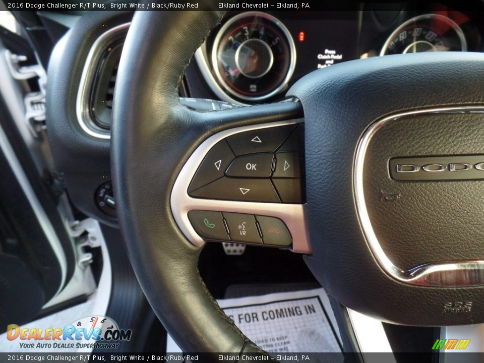 2016 Dodge Challenger R/T Plus Steering Wheel Photo #28