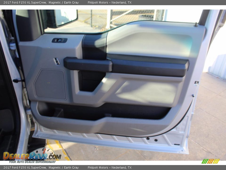 2017 Ford F150 XL SuperCrew Magnetic / Earth Gray Photo #26