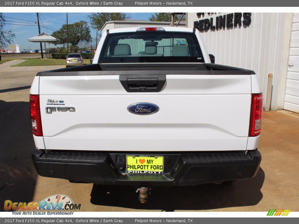 2017 Ford F150 XL Regular Cab 4x4 Oxford White / Earth Gray Photo #7