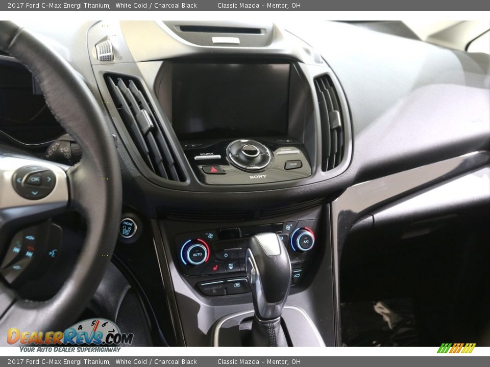 Controls of 2017 Ford C-Max Energi Titanium Photo #11