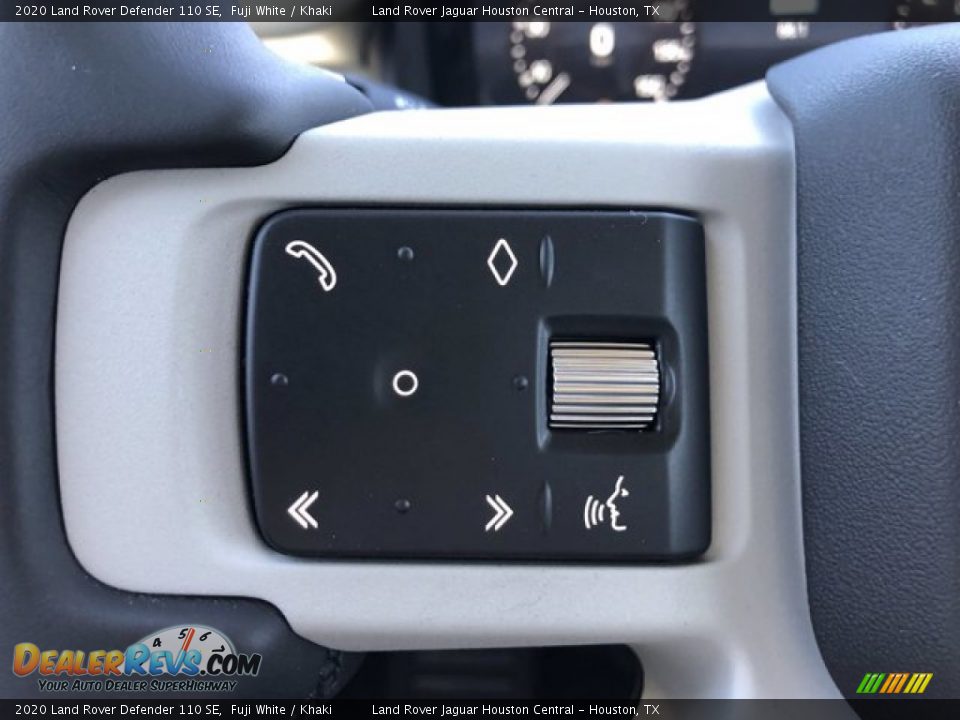 2020 Land Rover Defender 110 SE Steering Wheel Photo #16