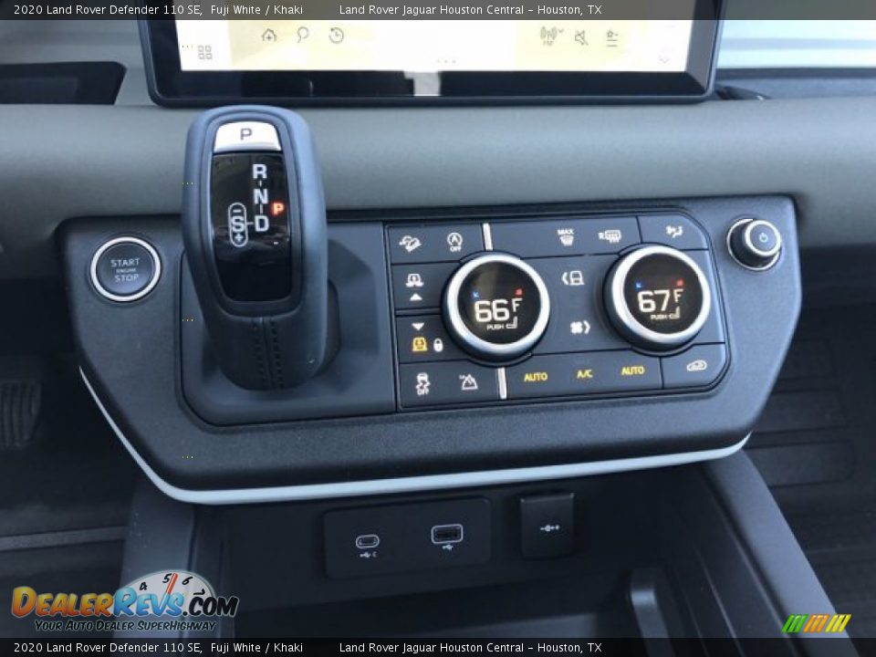 2020 Land Rover Defender 110 SE Shifter Photo #25