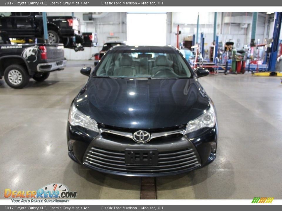 2017 Toyota Camry XLE Cosmic Gray Mica / Ash Photo #2