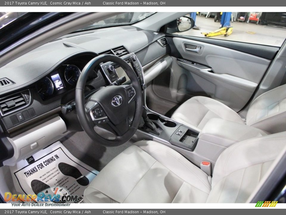 2017 Toyota Camry XLE Cosmic Gray Mica / Ash Photo #11