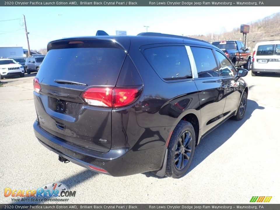 2020 Chrysler Pacifica Launch Edition AWD Brilliant Black Crystal Pearl / Black Photo #5