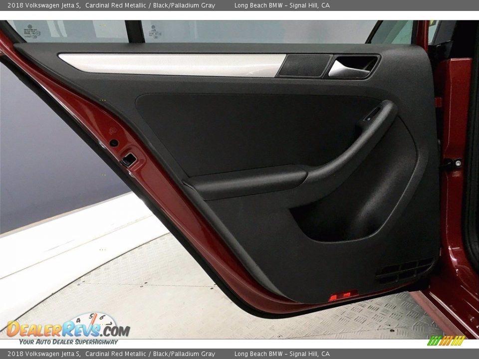 Door Panel of 2018 Volkswagen Jetta S Photo #25