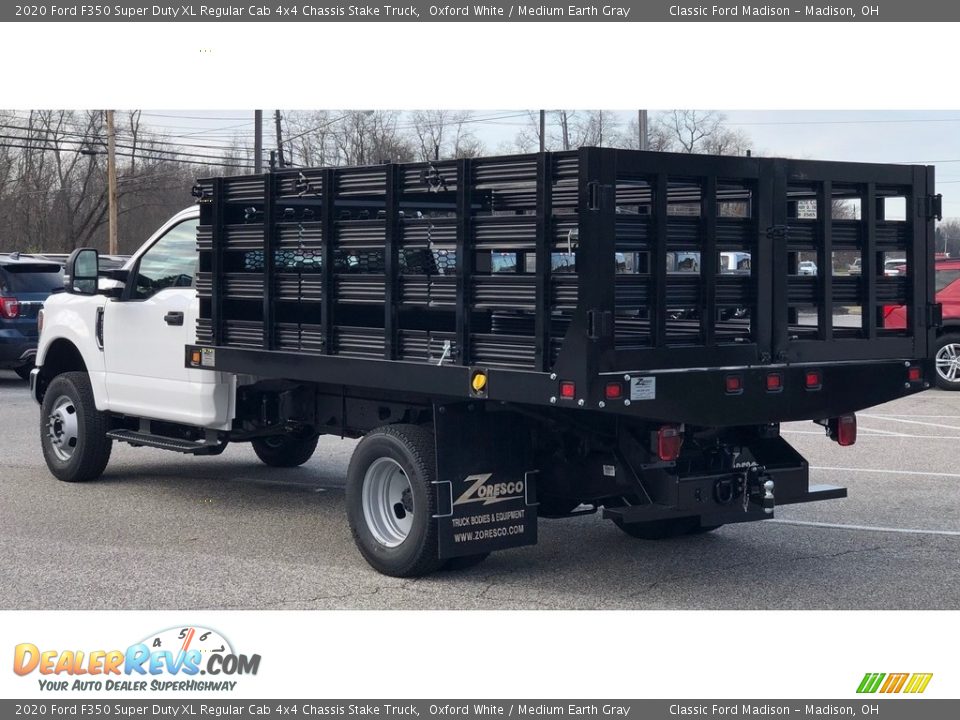 2020 Ford F350 Super Duty XL Regular Cab 4x4 Chassis Stake Truck Oxford White / Medium Earth Gray Photo #8