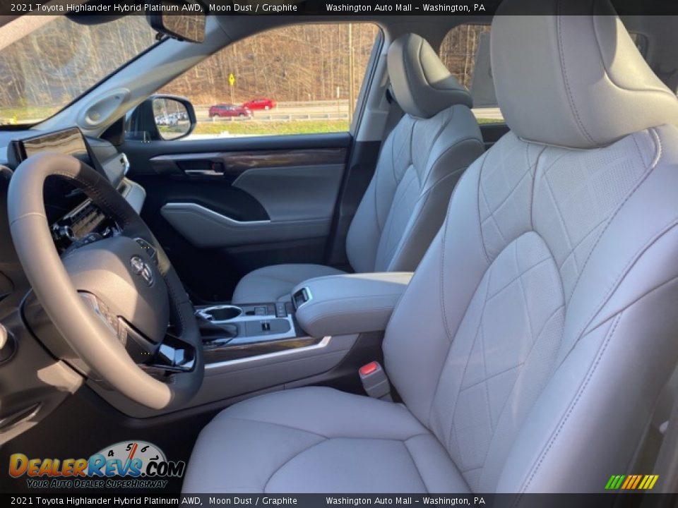 Front Seat of 2021 Toyota Highlander Hybrid Platinum AWD Photo #4