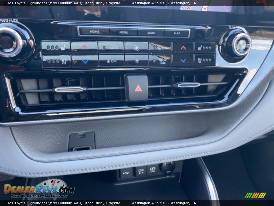 Controls of 2021 Toyota Highlander Hybrid Platinum AWD Photo #20