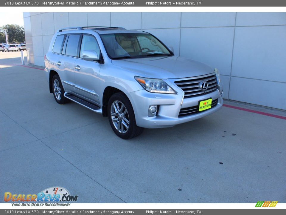 Front 3/4 View of 2013 Lexus LX 570 Photo #2