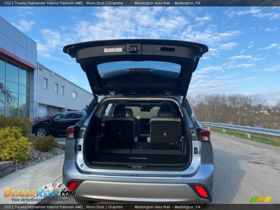 2021 Toyota Highlander Hybrid Platinum AWD Moon Dust / Graphite Photo #36