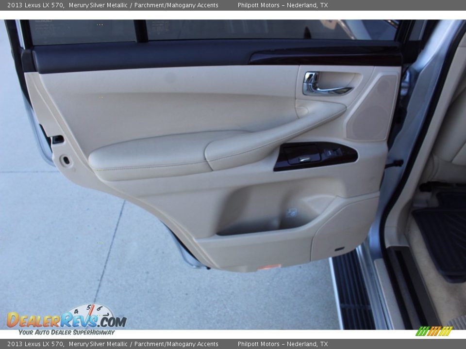 2013 Lexus LX 570 Merury Silver Metallic / Parchment/Mahogany Accents Photo #19