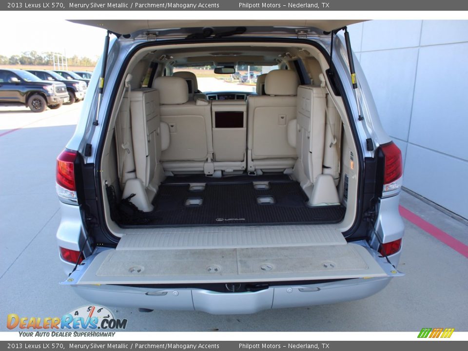 2013 Lexus LX 570 Trunk Photo #25