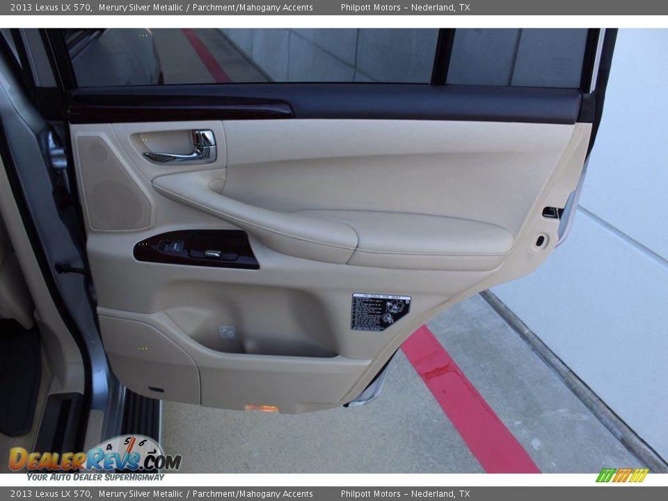 2013 Lexus LX 570 Merury Silver Metallic / Parchment/Mahogany Accents Photo #27