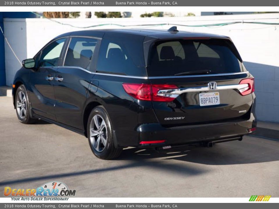 2018 Honda Odyssey Touring Crystal Black Pearl / Mocha Photo #2