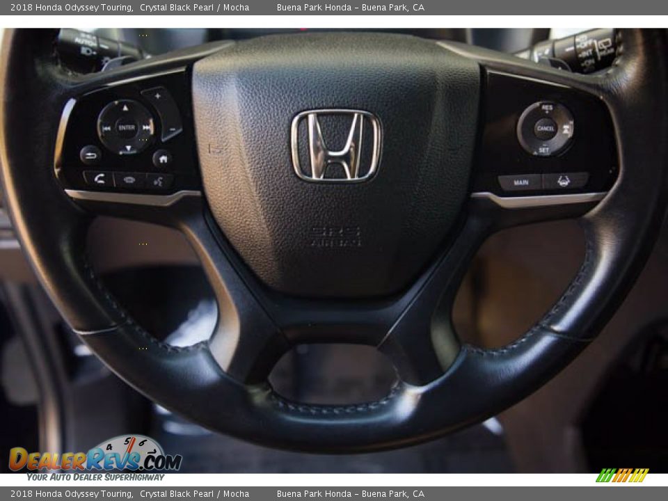 2018 Honda Odyssey Touring Crystal Black Pearl / Mocha Photo #13