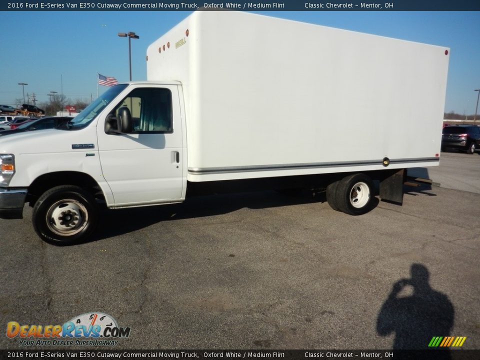 2016 Ford E-Series Van E350 Cutaway Commercial Moving Truck Oxford White / Medium Flint Photo #2