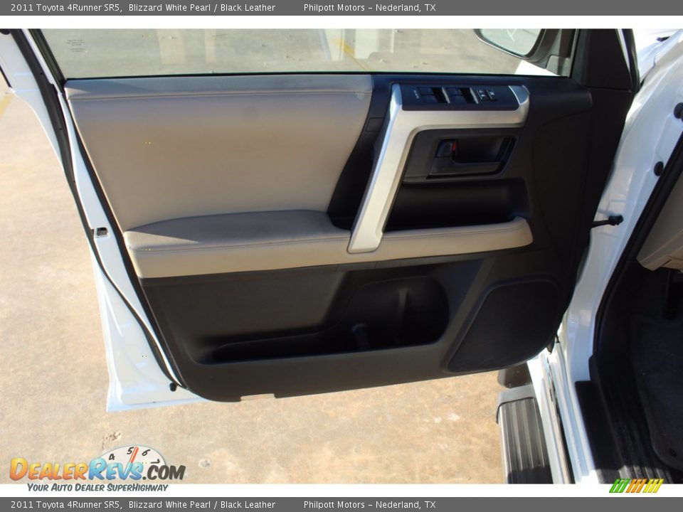 2011 Toyota 4Runner SR5 Blizzard White Pearl / Black Leather Photo #9