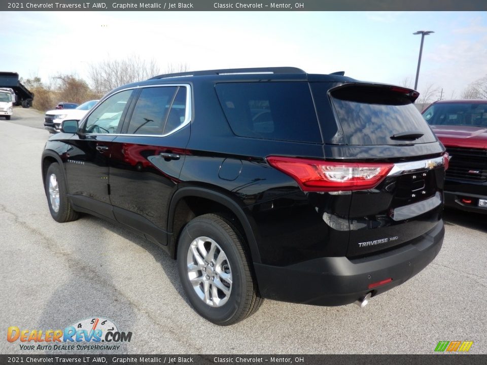 2021 Chevrolet Traverse LT AWD Graphite Metallic / Jet Black Photo #5