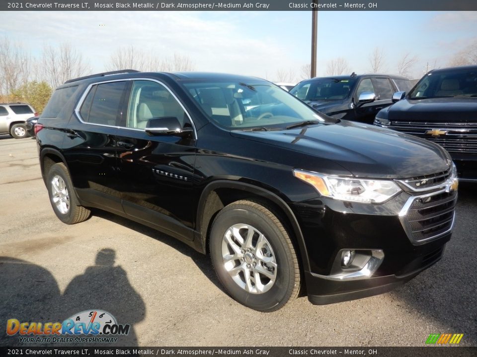 2021 Chevrolet Traverse LT Mosaic Black Metallic / Dark Atmosphere/­Medium Ash Gray Photo #3