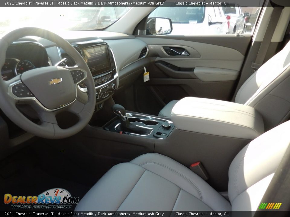 2021 Chevrolet Traverse LT Mosaic Black Metallic / Dark Atmosphere/­Medium Ash Gray Photo #6