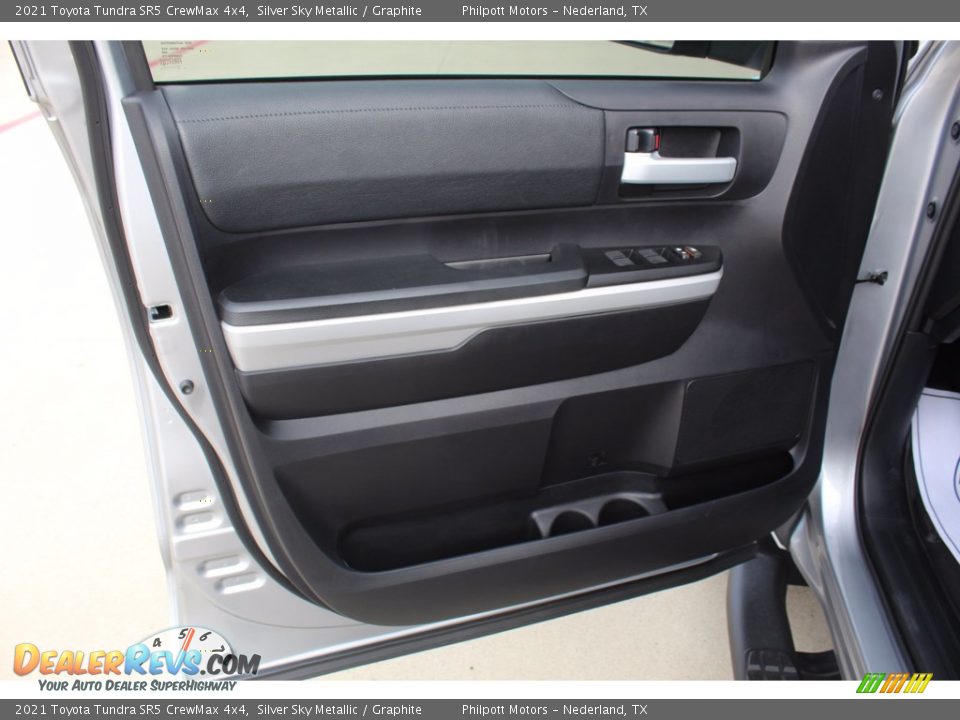 2021 Toyota Tundra SR5 CrewMax 4x4 Silver Sky Metallic / Graphite Photo #9