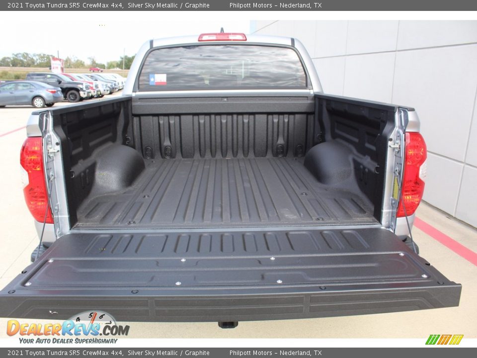 2021 Toyota Tundra SR5 CrewMax 4x4 Silver Sky Metallic / Graphite Photo #21
