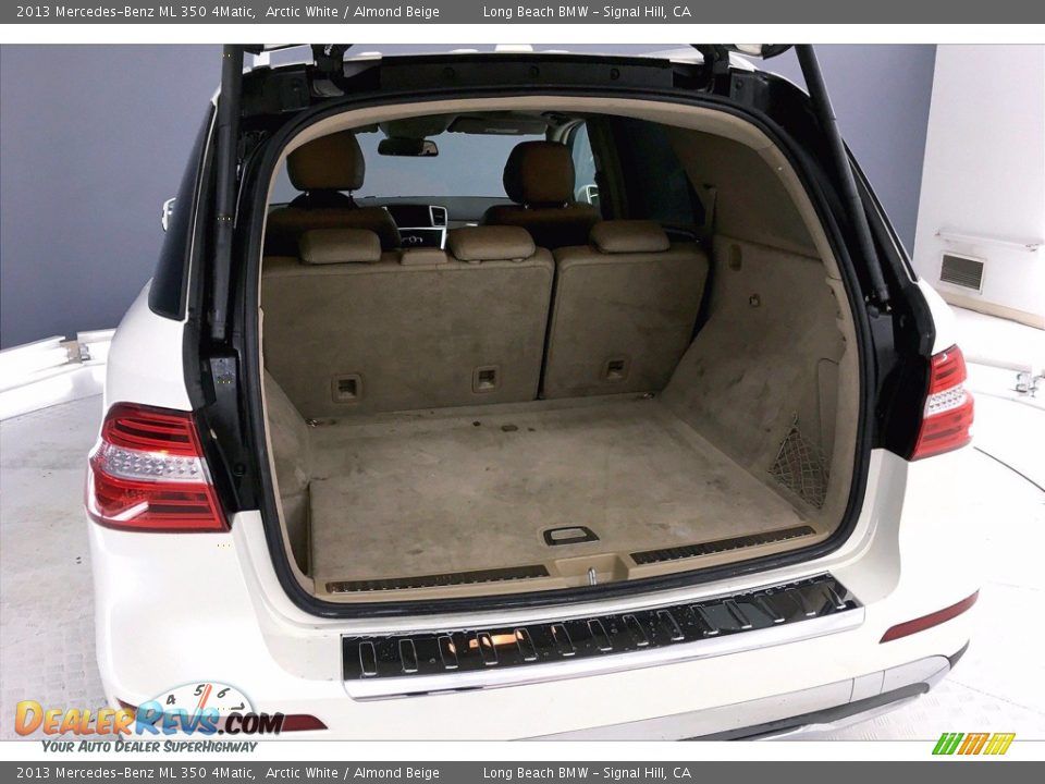 2013 Mercedes-Benz ML 350 4Matic Arctic White / Almond Beige Photo #32