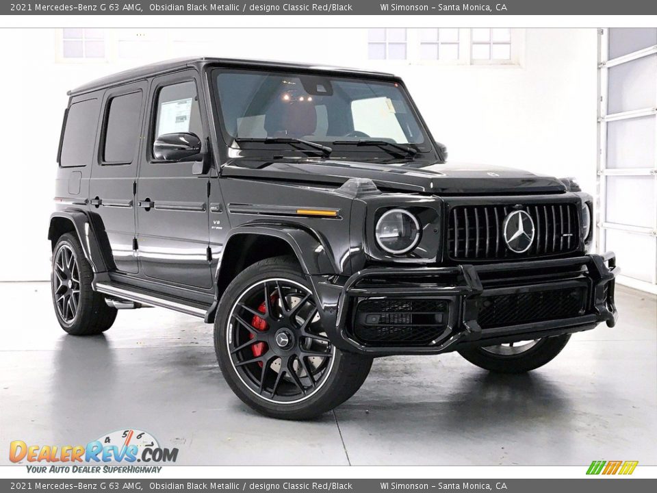 Front 3/4 View of 2021 Mercedes-Benz G 63 AMG Photo #12