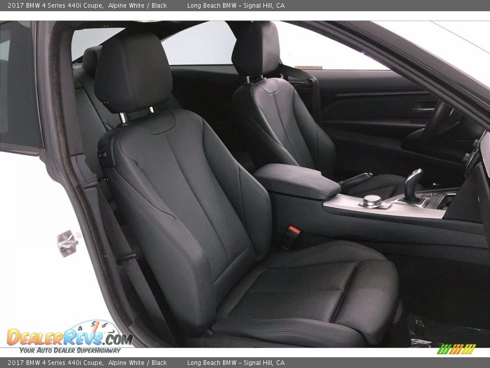 Front Seat of 2017 BMW 4 Series 440i Coupe Photo #6