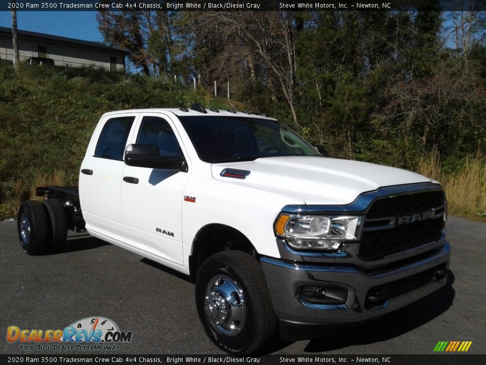 2020 Ram 3500 Tradesman Crew Cab 4x4 Chassis Bright White / Black/Diesel Gray Photo #4