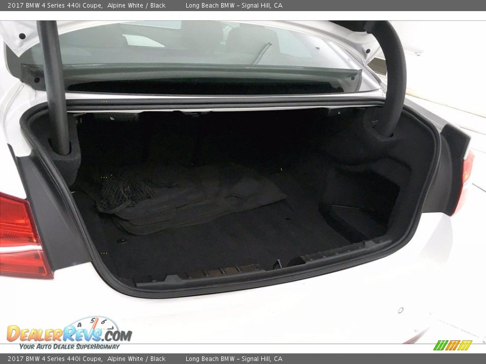 2017 BMW 4 Series 440i Coupe Trunk Photo #31