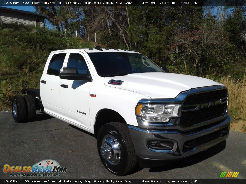 2020 Ram 3500 Tradesman Crew Cab 4x4 Chassis Bright White / Black/Diesel Gray Photo #4