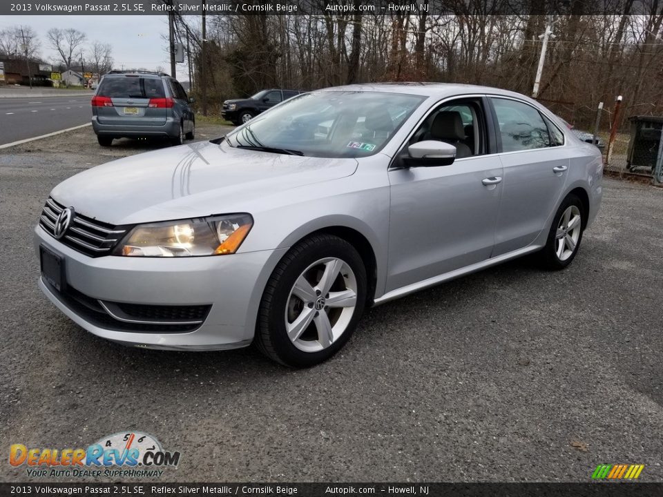 2013 Volkswagen Passat 2.5L SE Reflex Silver Metallic / Cornsilk Beige Photo #7