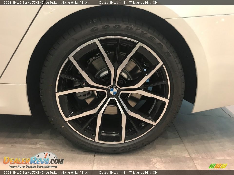 2021 BMW 5 Series 530i xDrive Sedan Alpine White / Black Photo #5