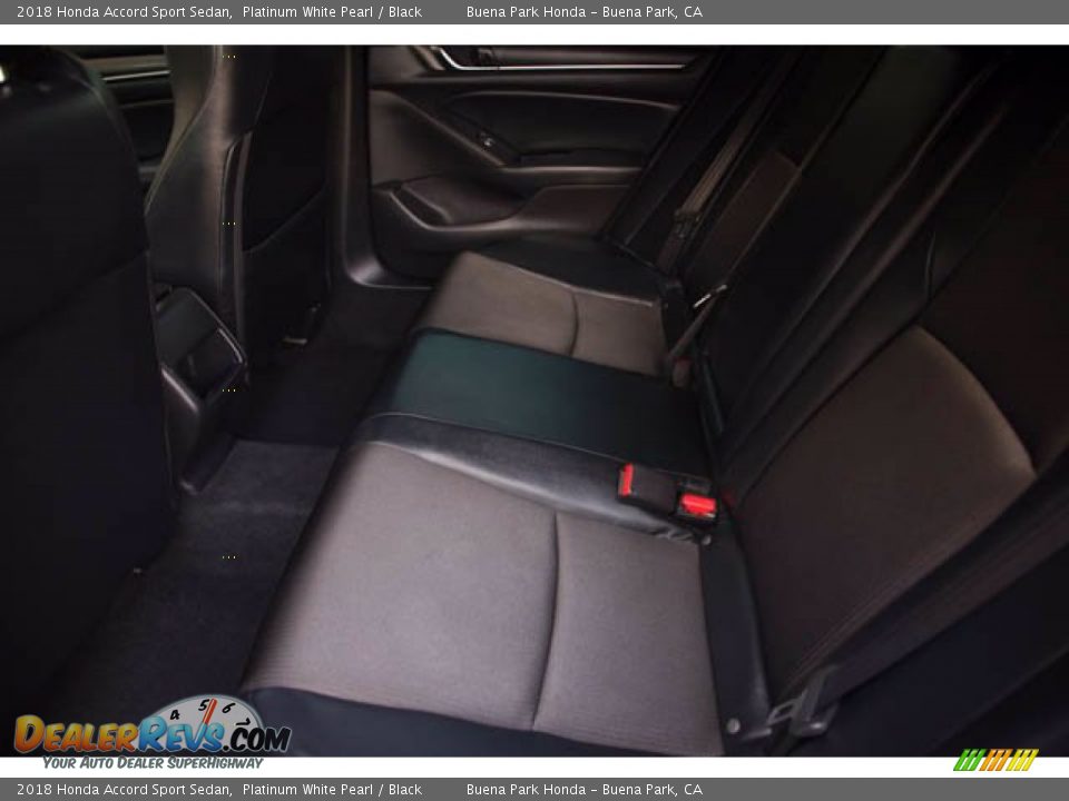 2018 Honda Accord Sport Sedan Platinum White Pearl / Black Photo #4