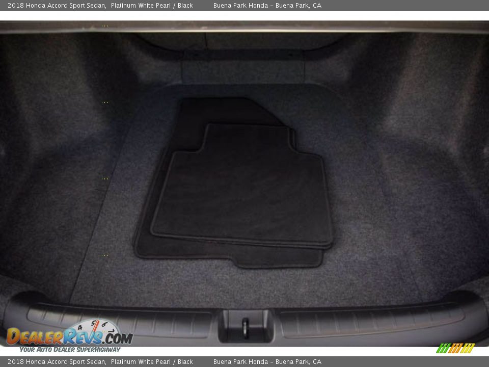 2018 Honda Accord Sport Sedan Platinum White Pearl / Black Photo #20