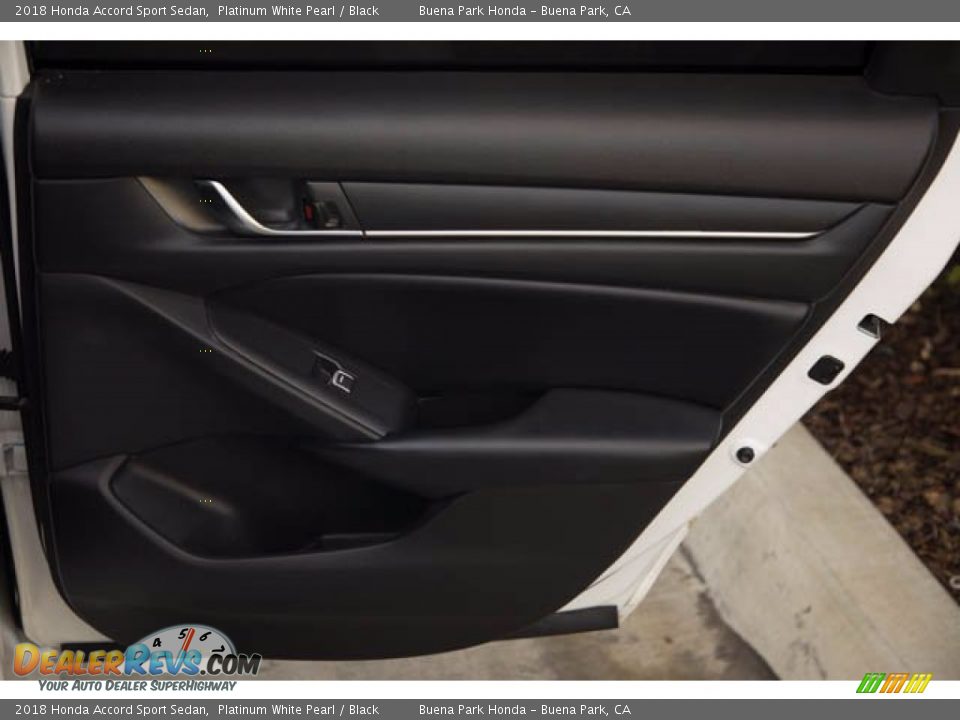 2018 Honda Accord Sport Sedan Platinum White Pearl / Black Photo #31