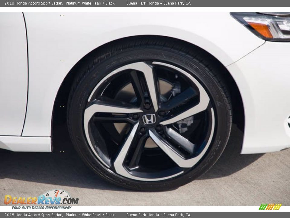 2018 Honda Accord Sport Sedan Platinum White Pearl / Black Photo #35