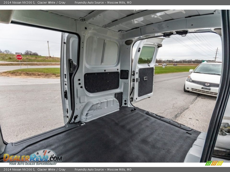 2014 Nissan NV200 S Glacier White / Gray Photo #22