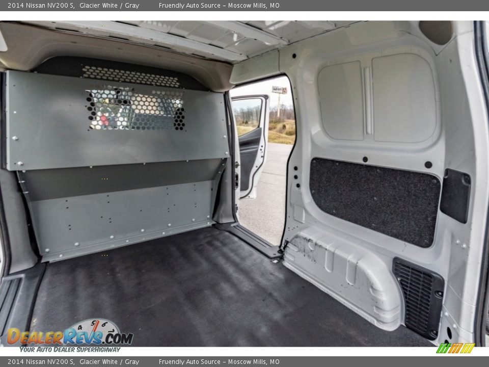 2014 Nissan NV200 S Glacier White / Gray Photo #24