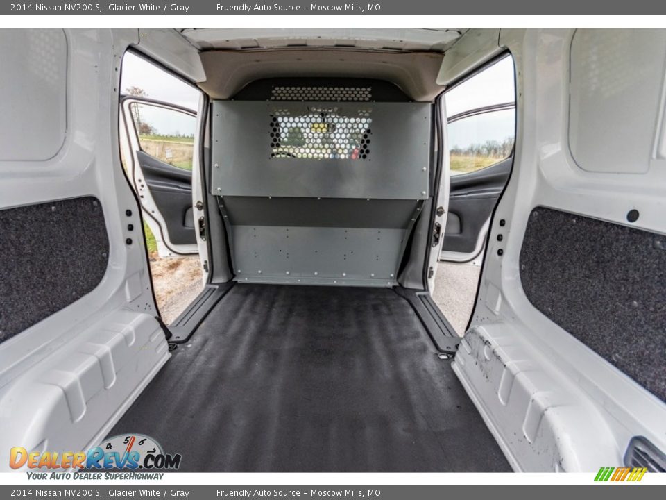 2014 Nissan NV200 S Trunk Photo #25