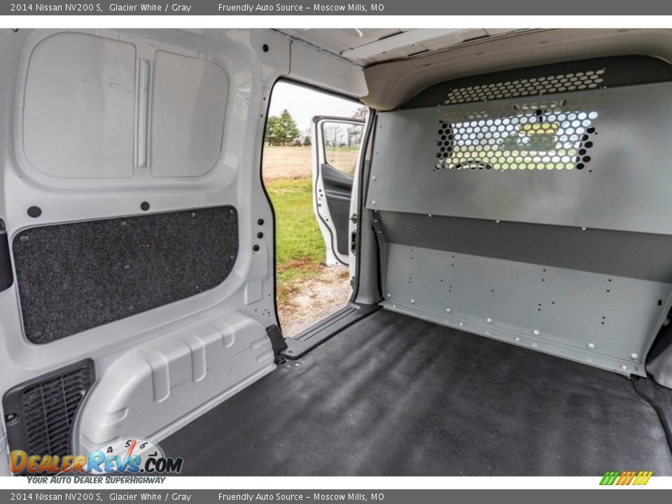 2014 Nissan NV200 S Glacier White / Gray Photo #26